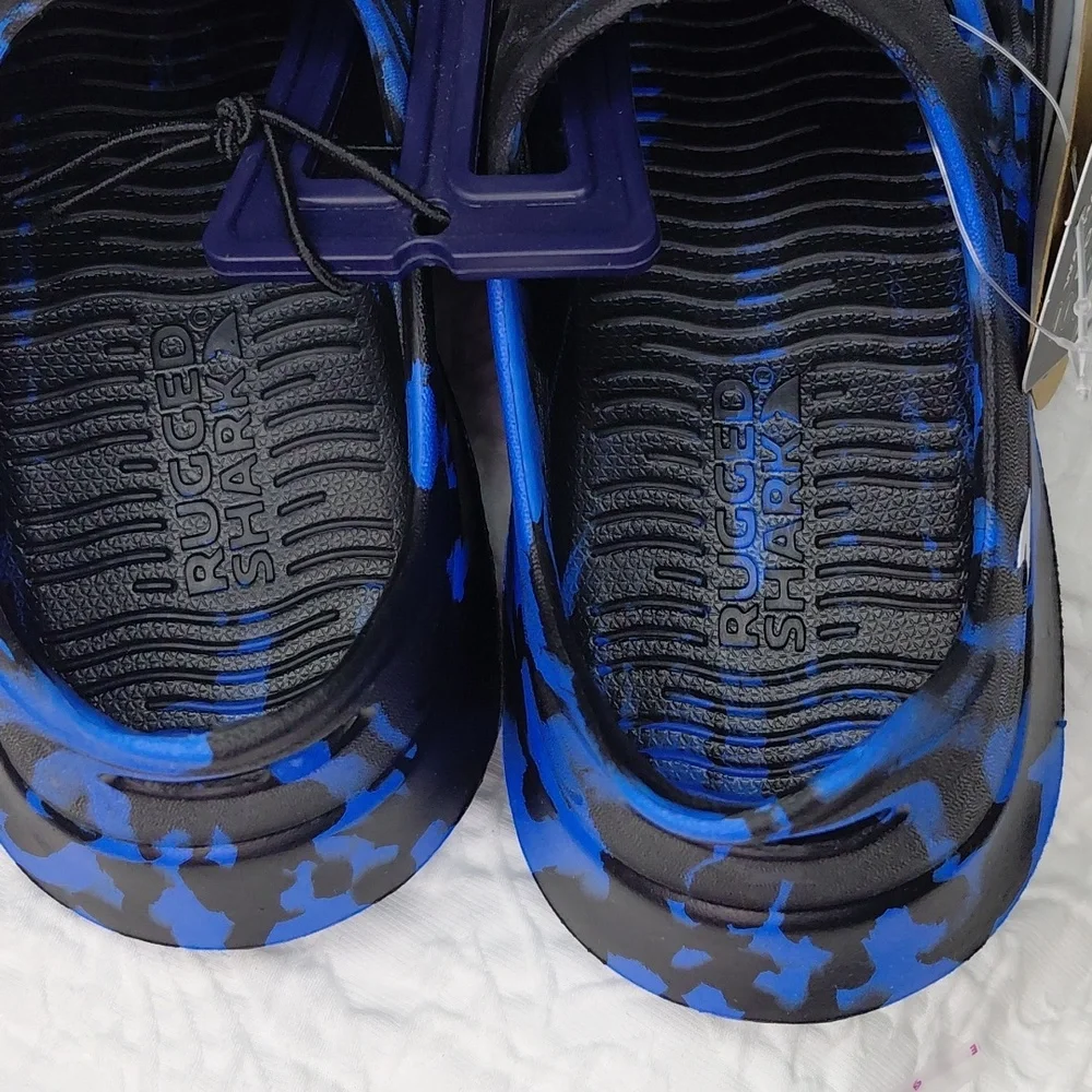 Rugged Shark Blue and Black Boys Water Shoes Sz 2